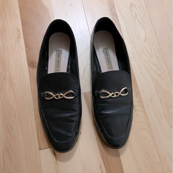 Zara basic black loafers gold buckle - Picture 1 of 4
